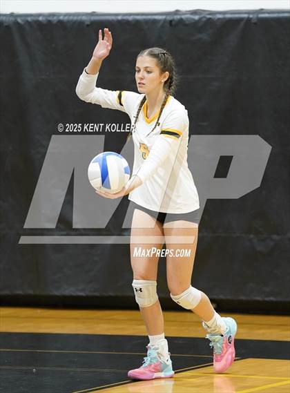 Thumbnail 3 in Armada @ Lutheran North photogallery.