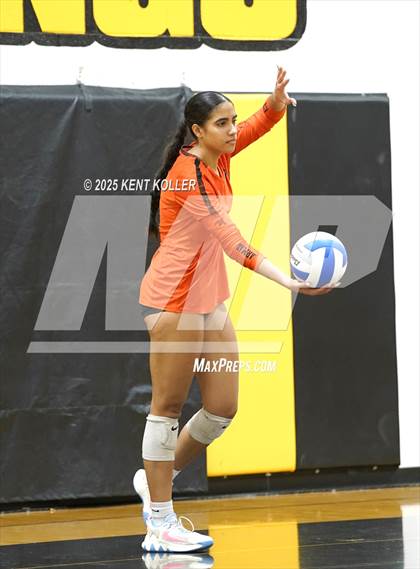 Thumbnail 1 in Armada @ Lutheran North photogallery.