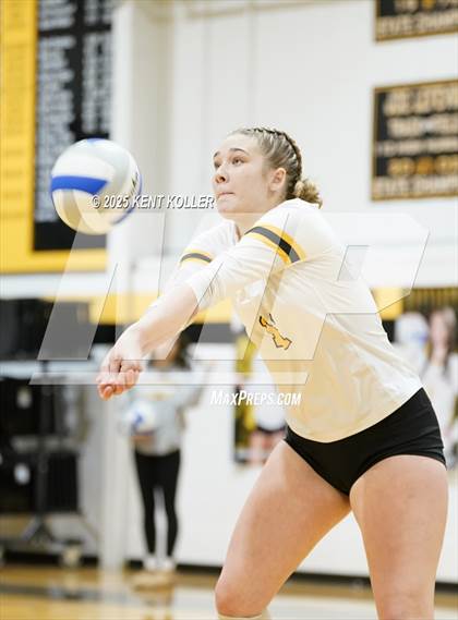 Thumbnail 2 in Armada @ Lutheran North photogallery.