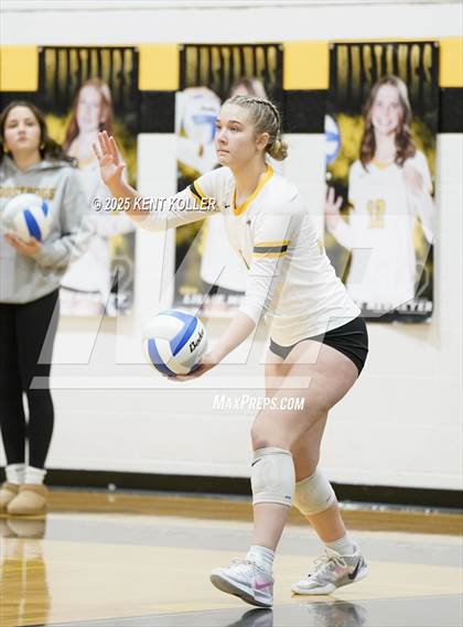 Thumbnail 2 in Armada @ Lutheran North photogallery.