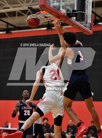 Thumbnail 2 in Superior Collegiate vs Miami Christian (Sun Bash Tournament) photogallery.
