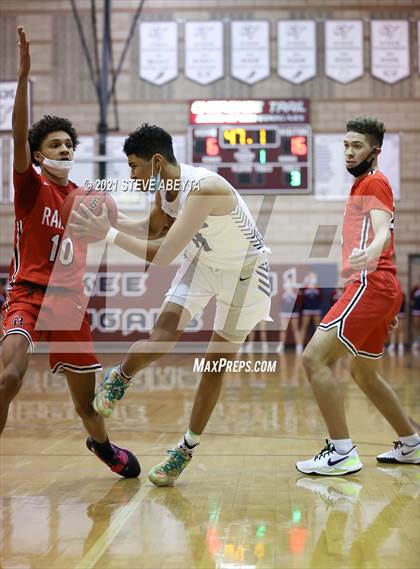 Thumbnail 1 in Rangeview @ Cherokee Trail photogallery.