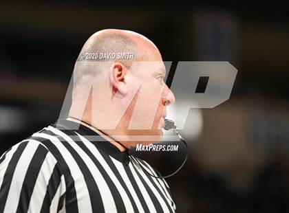 Thumbnail 3 in Raymore-Peculiar vs. Blue Springs (MSHSAA Class 5 Sectional) photogallery.