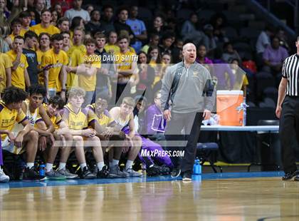 Thumbnail 1 in Raymore-Peculiar vs. Blue Springs (MSHSAA Class 5 Sectional) photogallery.