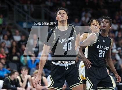 Thumbnail 1 in Raymore-Peculiar vs. Blue Springs (MSHSAA Class 5 Sectional) photogallery.