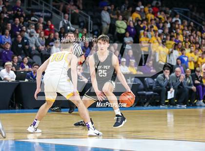 Thumbnail 2 in Raymore-Peculiar vs. Blue Springs (MSHSAA Class 5 Sectional) photogallery.