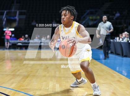 Thumbnail 2 in Raymore-Peculiar vs. Blue Springs (MSHSAA Class 5 Sectional) photogallery.