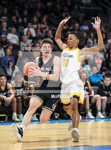 Thumbnail 3 in Raymore-Peculiar vs. Blue Springs (MSHSAA Class 5 Sectional) photogallery.