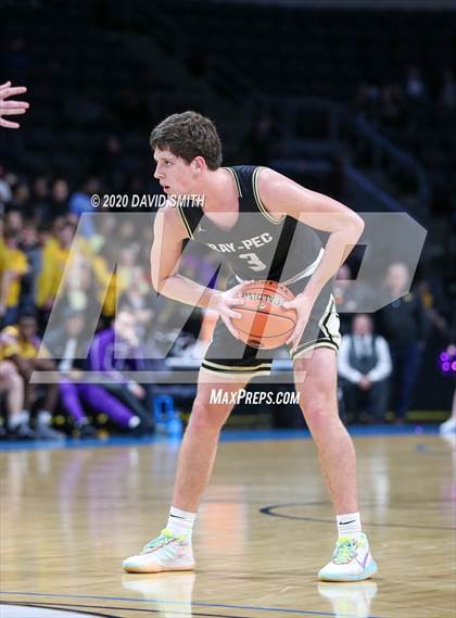 Thumbnail 1 in Raymore-Peculiar vs. Blue Springs (MSHSAA Class 5 Sectional) photogallery.