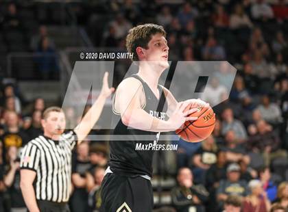 Thumbnail 2 in Raymore-Peculiar vs. Blue Springs (MSHSAA Class 5 Sectional) photogallery.
