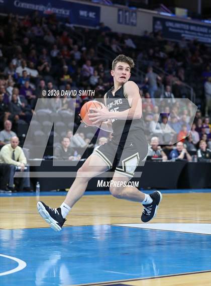 Thumbnail 1 in Raymore-Peculiar vs. Blue Springs (MSHSAA Class 5 Sectional) photogallery.