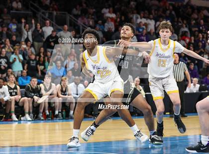 Thumbnail 3 in Raymore-Peculiar vs. Blue Springs (MSHSAA Class 5 Sectional) photogallery.