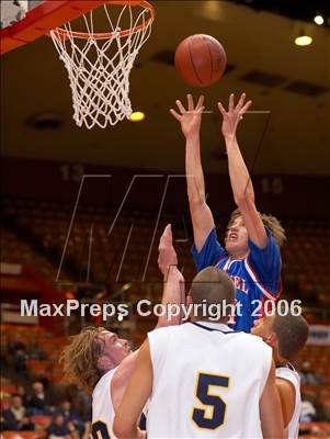 Thumbnail 2 in Immanuel vs Mission Prep (CS D5 Final) photogallery.