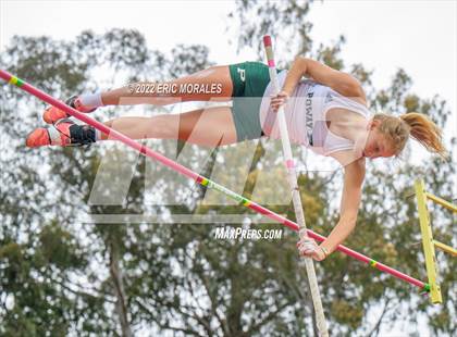 Thumbnail 1 in CIF-SDS Finals (Pole Vault) photogallery.