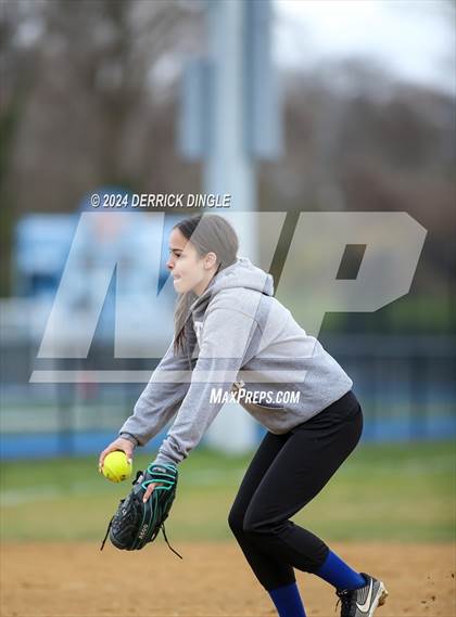 Thumbnail 2 in Uniondale @ Hempstead photogallery.