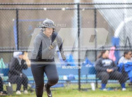 Thumbnail 1 in Uniondale @ Hempstead photogallery.