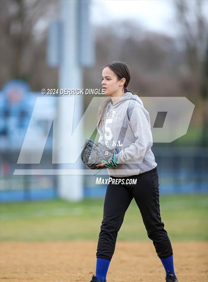Thumbnail 3 in Uniondale @ Hempstead photogallery.