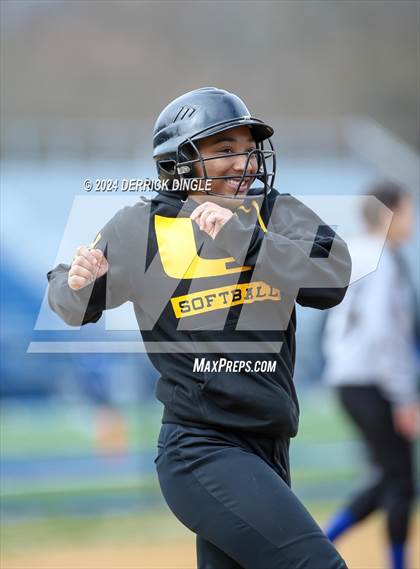 Thumbnail 2 in Uniondale @ Hempstead photogallery.