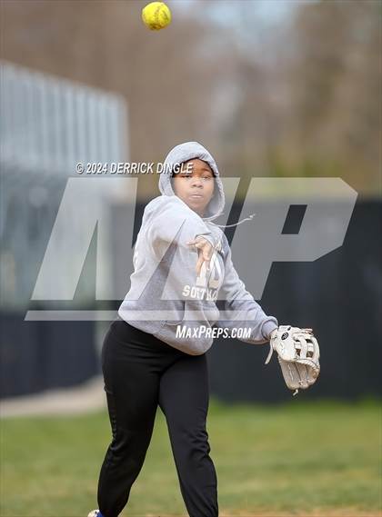 Thumbnail 3 in Uniondale @ Hempstead photogallery.