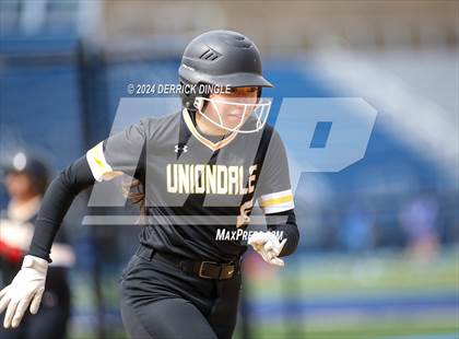 Thumbnail 1 in Uniondale @ Hempstead photogallery.