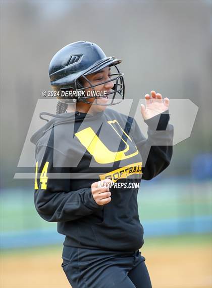 Thumbnail 2 in Uniondale @ Hempstead photogallery.