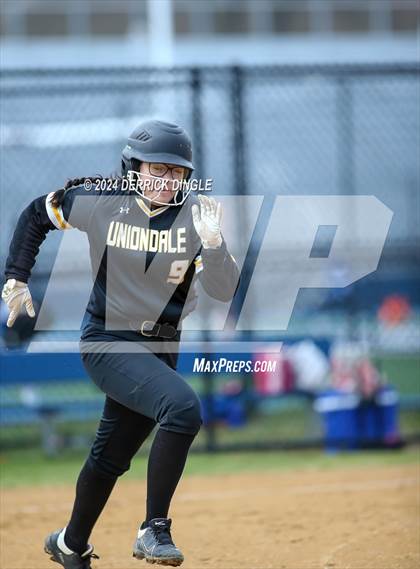 Thumbnail 1 in Uniondale @ Hempstead photogallery.