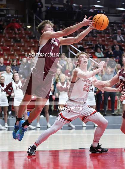Thumbnail 3 in Morgan vs. Grantsville (UHSAA 3A Quarterfinal) photogallery.
