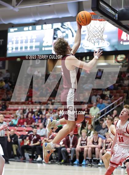 Thumbnail 1 in Morgan vs. Grantsville (UHSAA 3A Quarterfinal) photogallery.