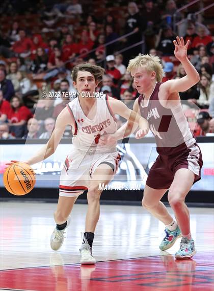 Thumbnail 3 in Morgan vs. Grantsville (UHSAA 3A Quarterfinal) photogallery.