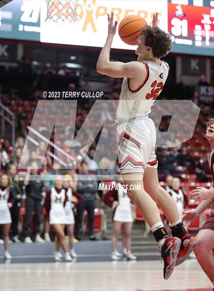 Thumbnail 1 in Morgan vs. Grantsville (UHSAA 3A Quarterfinal) photogallery.