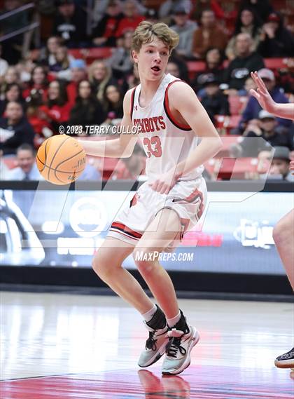 Thumbnail 1 in Morgan vs. Grantsville (UHSAA 3A Quarterfinal) photogallery.
