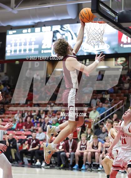 Thumbnail 2 in Morgan vs. Grantsville (UHSAA 3A Quarterfinal) photogallery.