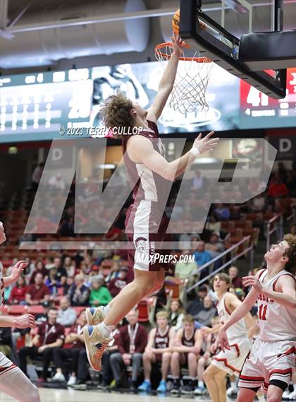 Thumbnail 3 in Morgan vs. Grantsville (UHSAA 3A Quarterfinal) photogallery.