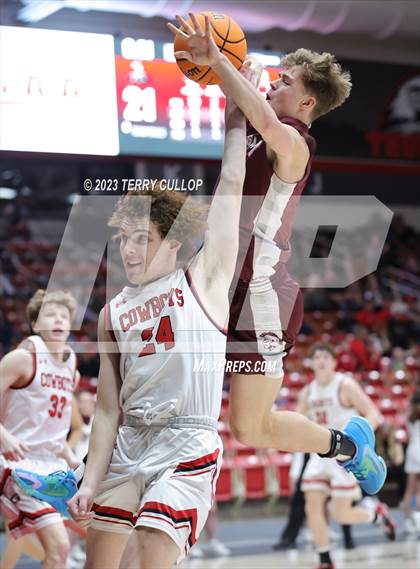 Thumbnail 1 in Morgan vs. Grantsville (UHSAA 3A Quarterfinal) photogallery.