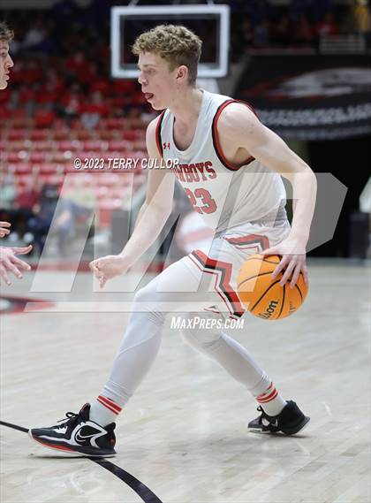 Thumbnail 1 in Morgan vs. Grantsville (UHSAA 3A Quarterfinal) photogallery.