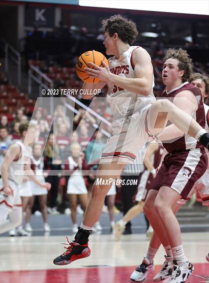 Thumbnail 1 in Morgan vs. Grantsville (UHSAA 3A Quarterfinal) photogallery.
