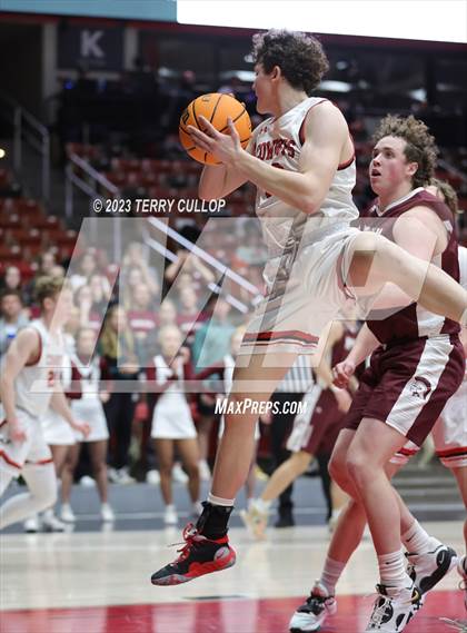Thumbnail 3 in Morgan vs. Grantsville (UHSAA 3A Quarterfinal) photogallery.