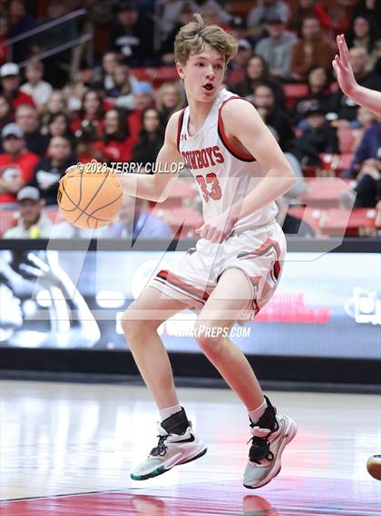 Thumbnail 2 in Morgan vs. Grantsville (UHSAA 3A Quarterfinal) photogallery.
