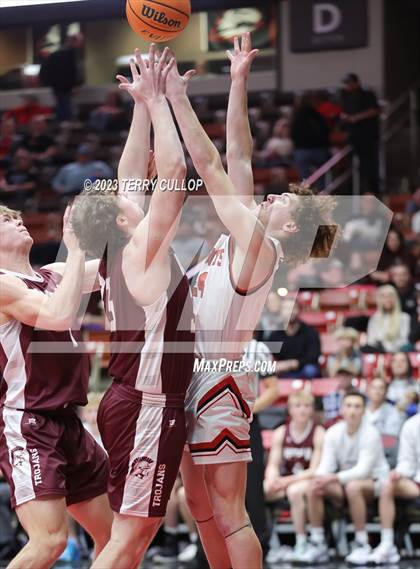 Thumbnail 3 in Morgan vs. Grantsville (UHSAA 3A Quarterfinal) photogallery.
