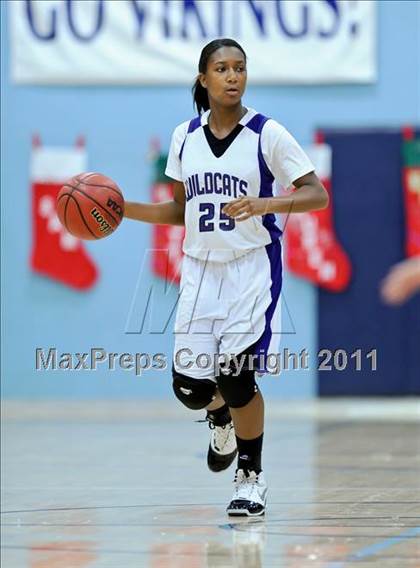 Thumbnail 3 in Franklin vs. Antelope photogallery.