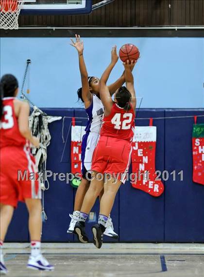 Thumbnail 1 in Franklin vs. Antelope photogallery.