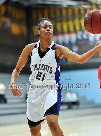 Thumbnail 1 in Franklin vs. Antelope photogallery.