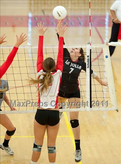 Thumbnail 2 in Cathedral Catholic vs La Jolla (CIF SDS D3 Final) photogallery.