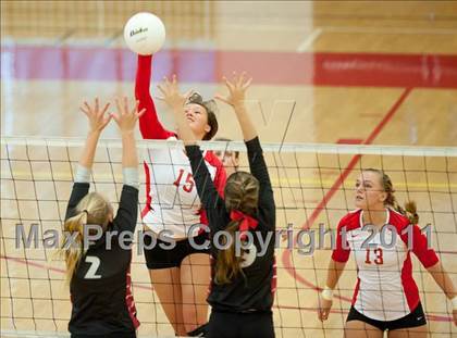 Thumbnail 3 in Cathedral Catholic vs La Jolla (CIF SDS D3 Final) photogallery.