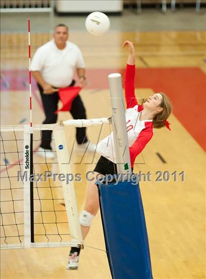 Thumbnail 1 in Cathedral Catholic vs La Jolla (CIF SDS D3 Final) photogallery.