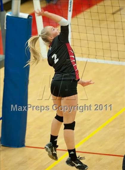 Thumbnail 1 in Cathedral Catholic vs La Jolla (CIF SDS D3 Final) photogallery.