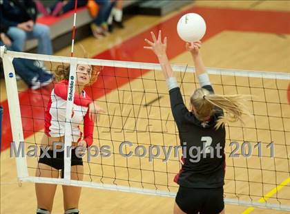 Thumbnail 1 in Cathedral Catholic vs La Jolla (CIF SDS D3 Final) photogallery.