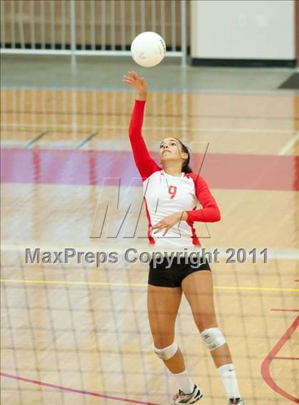 Thumbnail 2 in Cathedral Catholic vs La Jolla (CIF SDS D3 Final) photogallery.