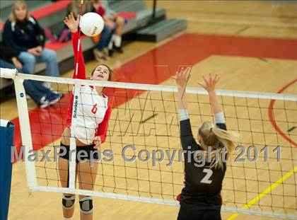Thumbnail 3 in Cathedral Catholic vs La Jolla (CIF SDS D3 Final) photogallery.