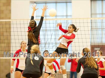 Thumbnail 3 in Cathedral Catholic vs La Jolla (CIF SDS D3 Final) photogallery.